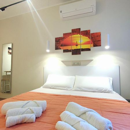 Baccaro'S Home B&B Бриндизи Екстериор снимка